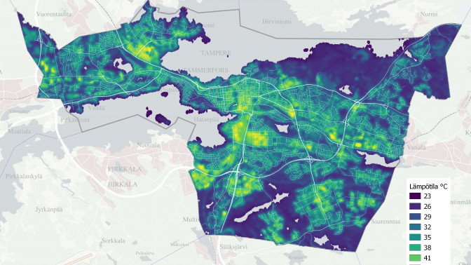 Karttakuva Tampereen kantakaupungin maan pintalämpötilasta sekä tieverkosto.