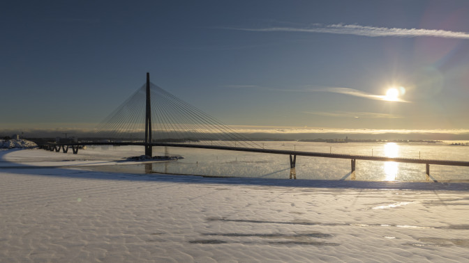 Jarno Haanpuron kuva Kruunuvuorensillasta.