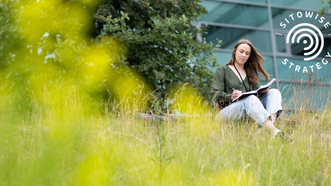 Sitowisen asiantuntija Iida Perkkiö.