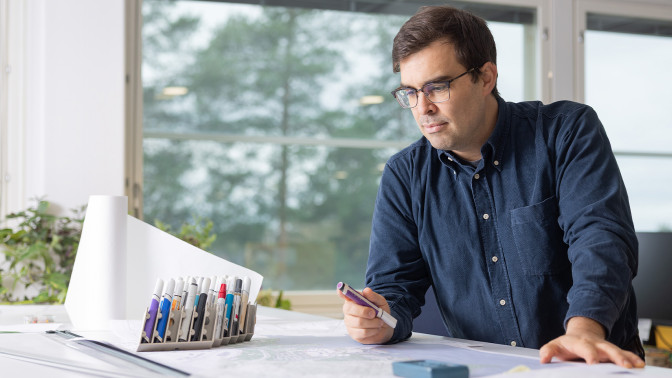 Sitowisen asiantuntija Christopher Erdman.