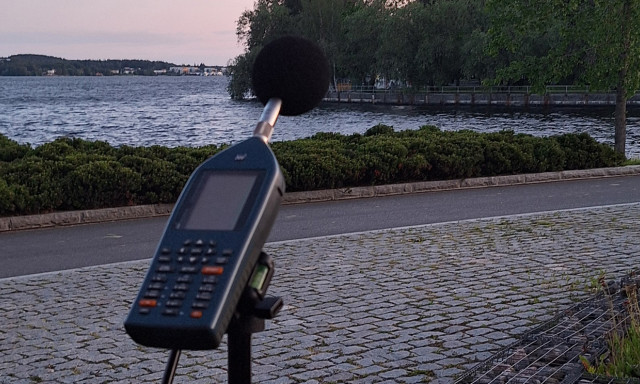 Melumittausta kaupunkiympäristössä.