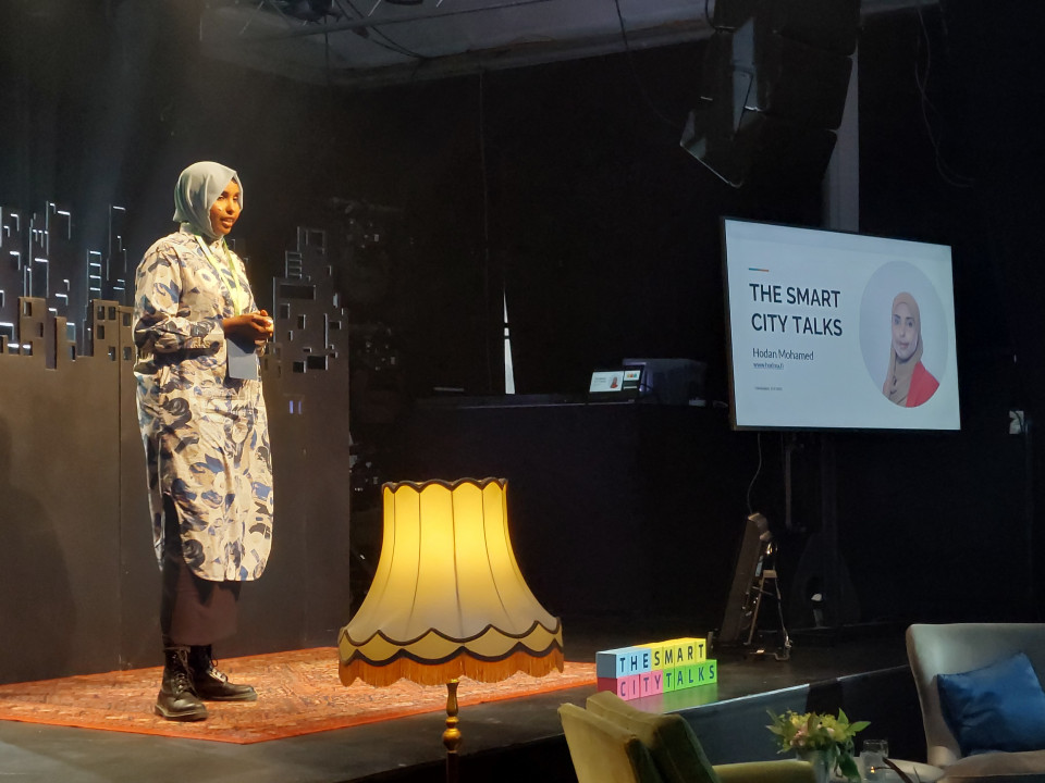 Hodan Mohamedin puheenvuoro The Smart City Talks -tapahtumassa.