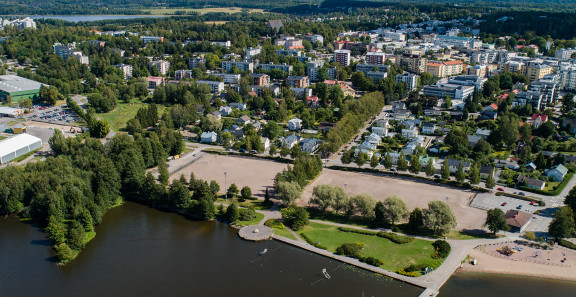 Ilmakuva asuinalueesta, jollaisen aluekehittäminen voidaan tehdä kestävästi.