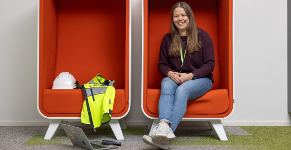 Sitowisen asiantuntija Niina Puolitaival.