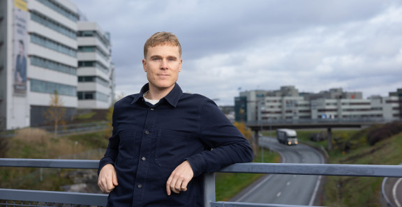 Sitowisen asiantuntija Nicholas Stewart.