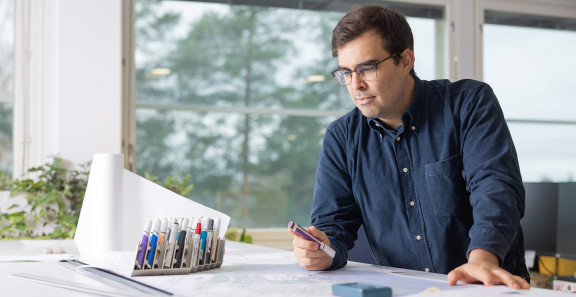 Sitowisen asiantuntija Christopher Erdman.