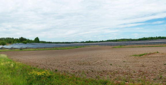 Virolahden aurinkovoimala.