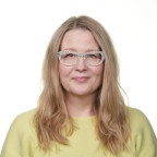Sitowisen asiantuntija Ulla Loukkaanhuhta.