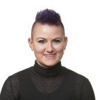 Sitowisen asiantuntija Aura Nousiainen.